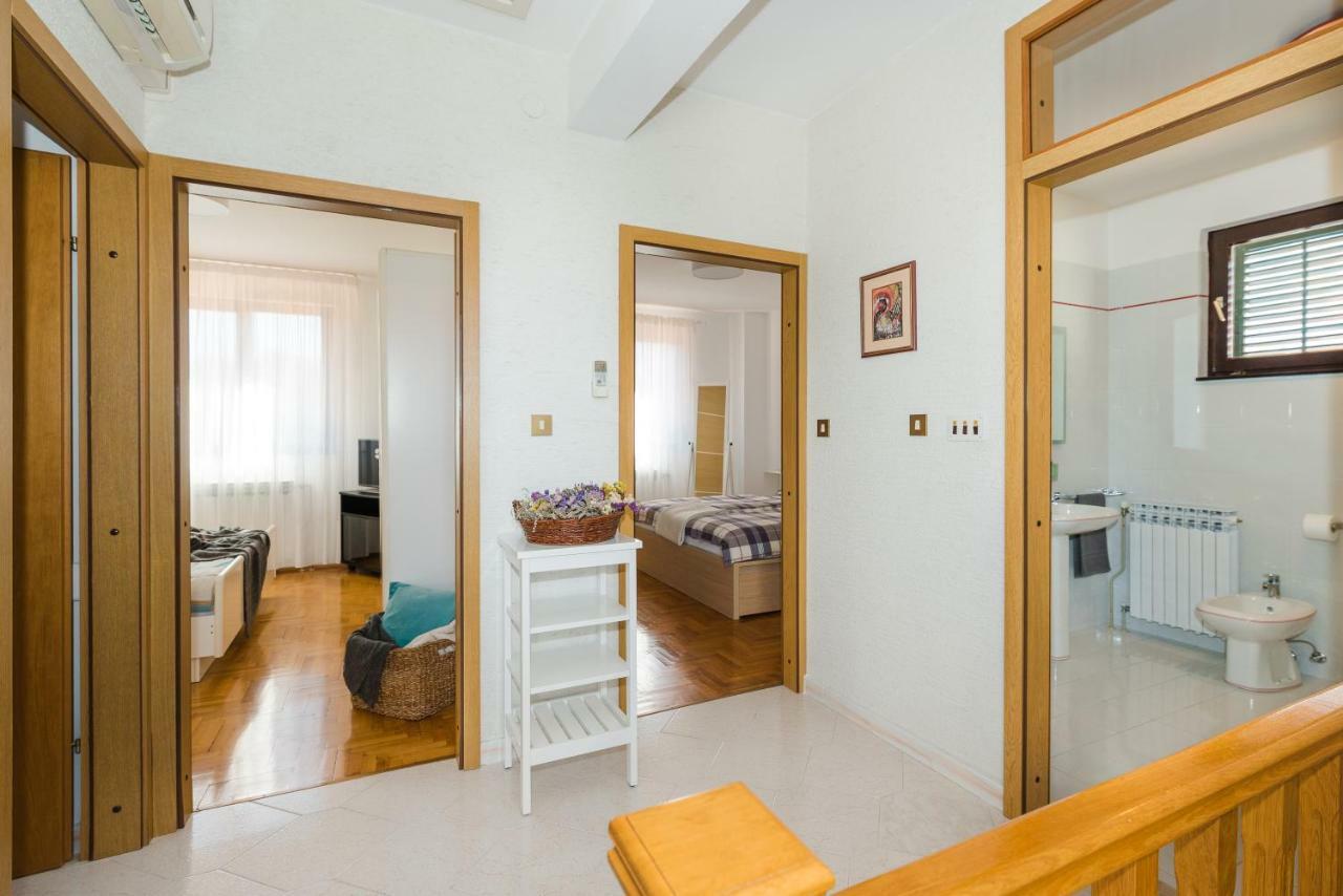 Apartment Qualich Plomin Εξωτερικό φωτογραφία